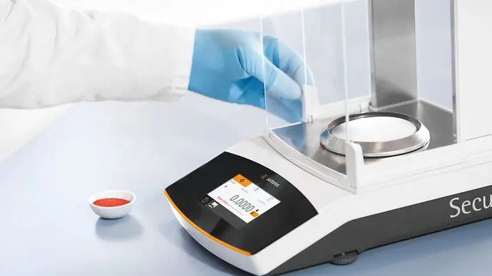 Nivelación inteligente en balanza Secura